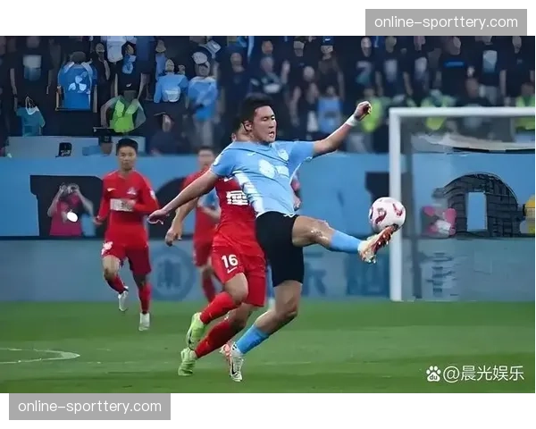 埃朱马头球首开纪录 青岛海牛外援闪击难挽败局